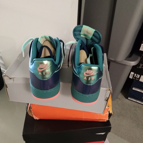 Air Force 1 - Picture 5 of 6